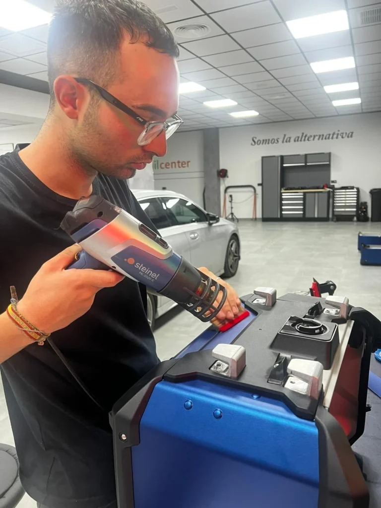 Vinilando maleta de moto